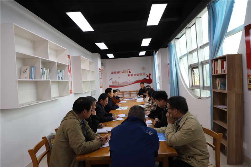 物理研讨会.jpg